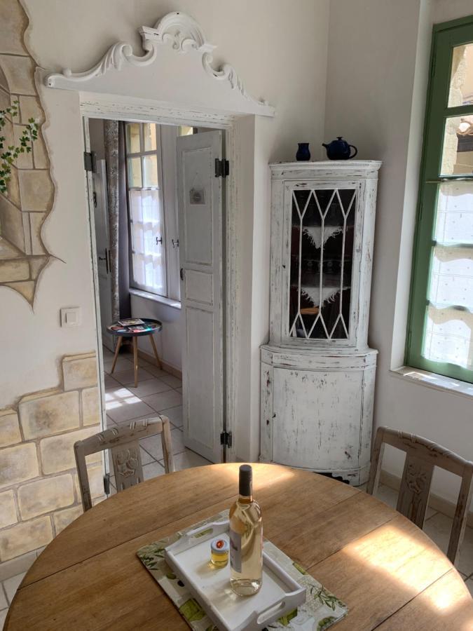 Uzes A Pied, Appartement Dans Cadre D'Exception エクステリア 写真